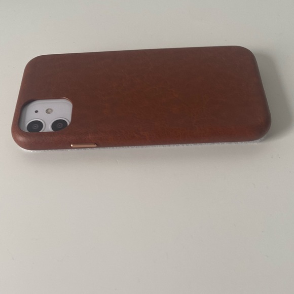 Habitu IPhone 11XR Leather Case - Picture 5 of 8
